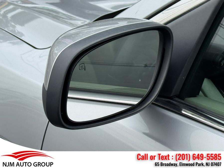 2010 Ford Taurus SEL photo