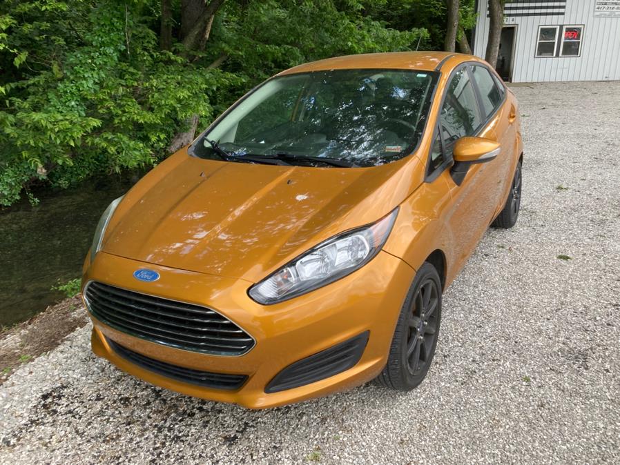 2016 Ford Fiesta 4dr Sdn SE photo