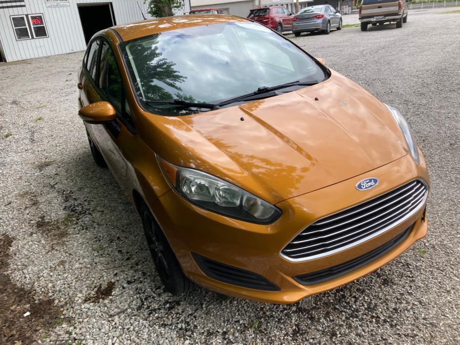 2016 Ford Fiesta 4dr Sdn SE photo