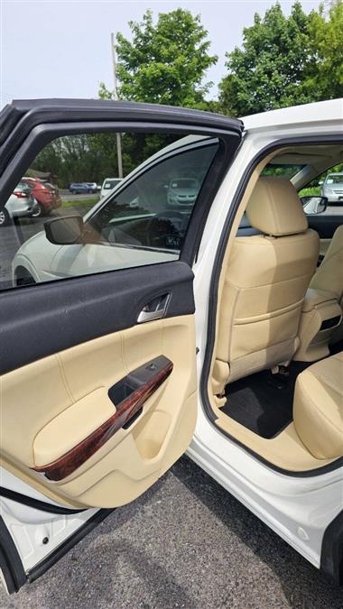 2010 Honda Accord Crosstour EX-L w/Navi photo