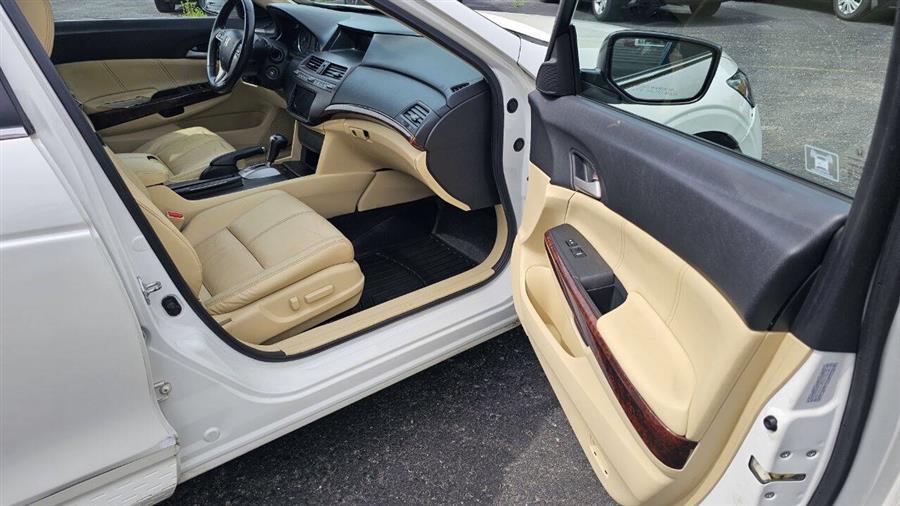 2010 Honda Accord Crosstour EX-L w/Navi photo