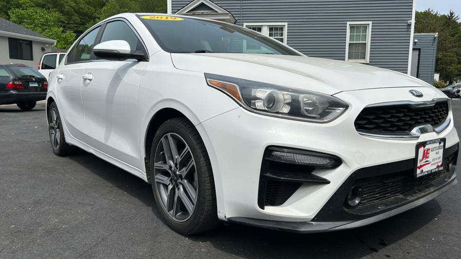 2019 Kia Forte EX IVT photo
