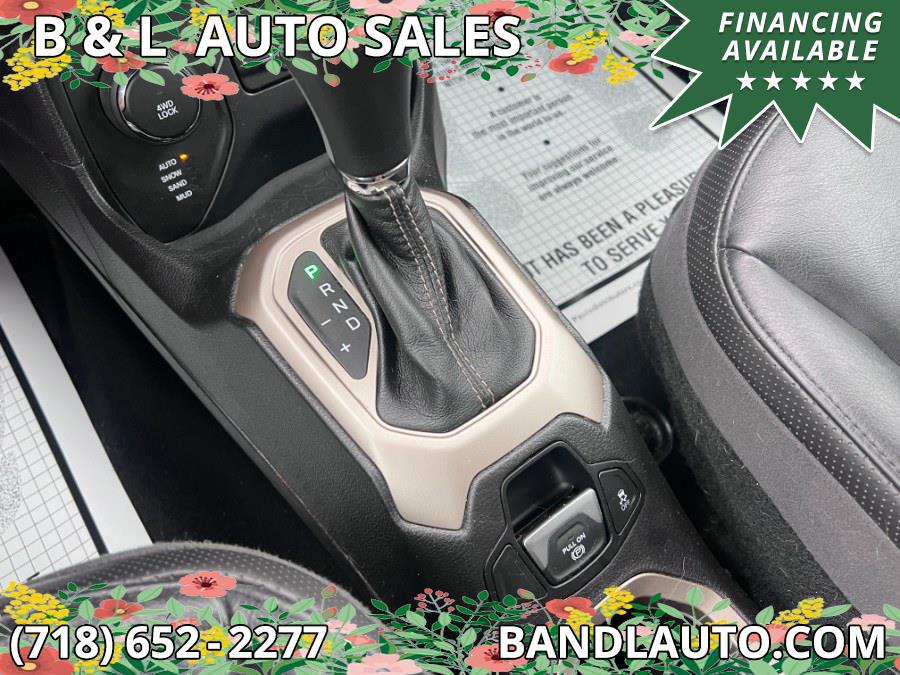 2017 Jeep Renegade Limited 4x4 photo