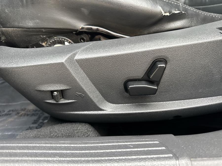 2008 Dodge Charger SXT photo