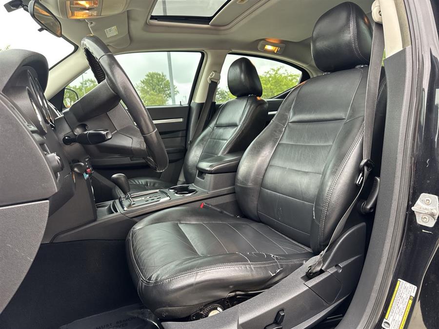 2008 Dodge Charger SXT photo