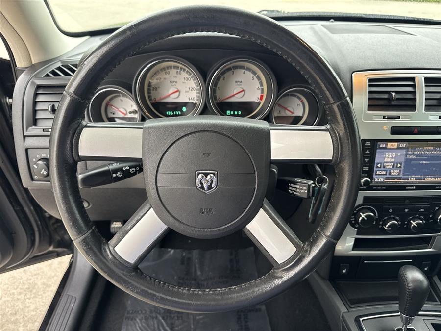 2008 Dodge Charger SXT photo