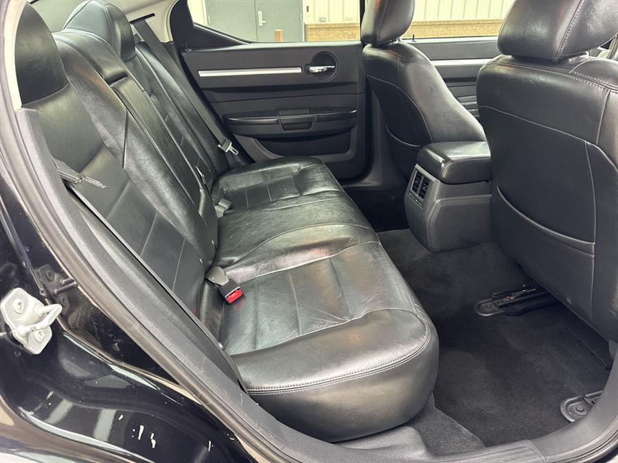 2008 Dodge Charger SXT photo