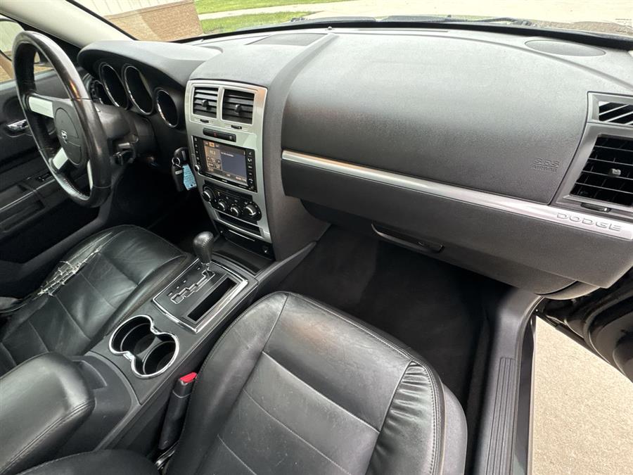 2008 Dodge Charger SXT photo