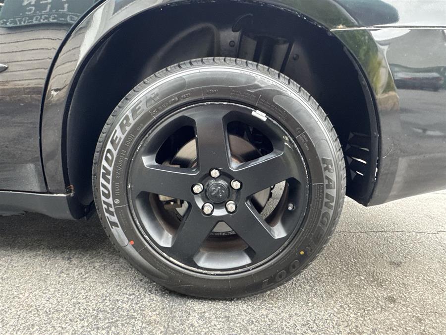 2008 Dodge Charger SXT photo