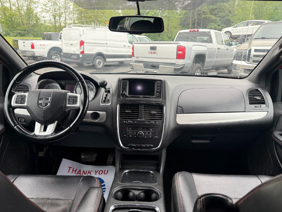 2014 Dodge Grand Caravan R/T photo
