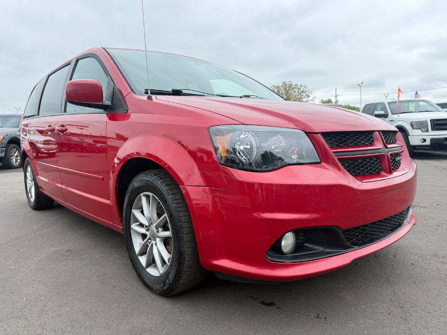 2014 Dodge Grand Caravan R/T photo