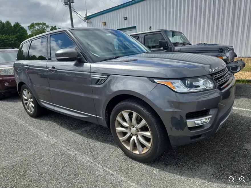 2014 Land Rover Range Rover Sport SE photo