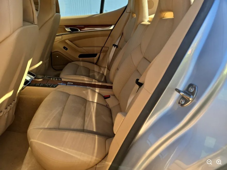 2014 Porsche Panamera photo