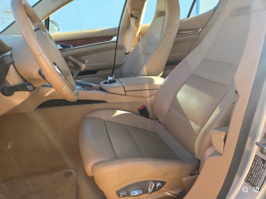 2014 Porsche Panamera photo