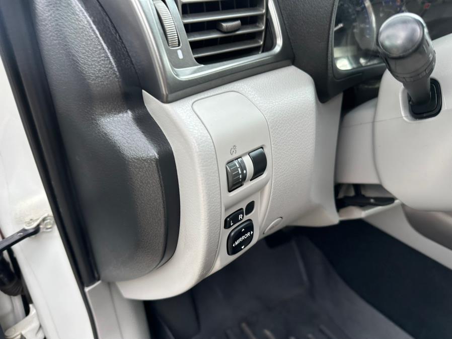 2011 Subaru Forester 2.5X Limited photo