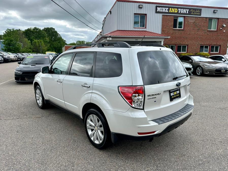 2011 Subaru Forester 2.5X Limited photo