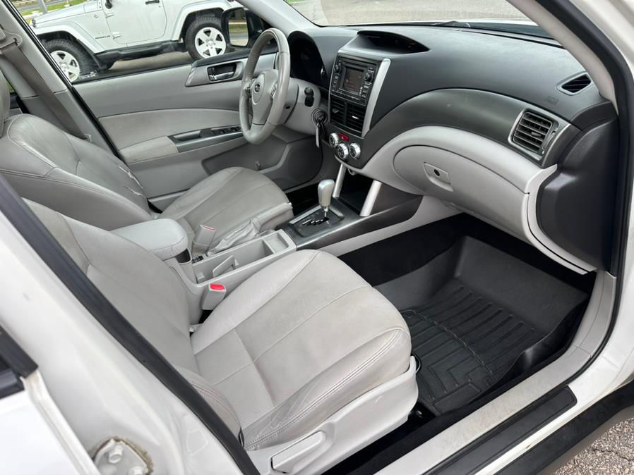 2011 Subaru Forester 2.5X Limited photo