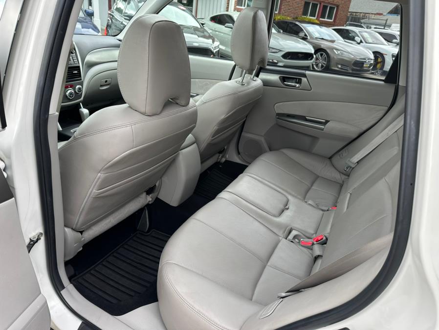 2011 Subaru Forester 2.5X Limited photo