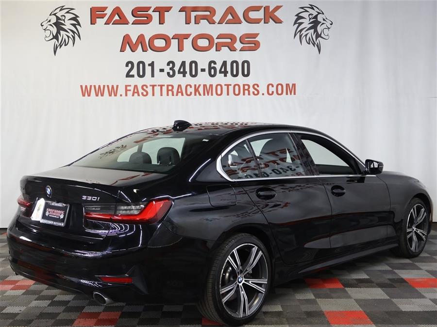 2019 BMW 3-Series 330xi xDrive Sedan photo