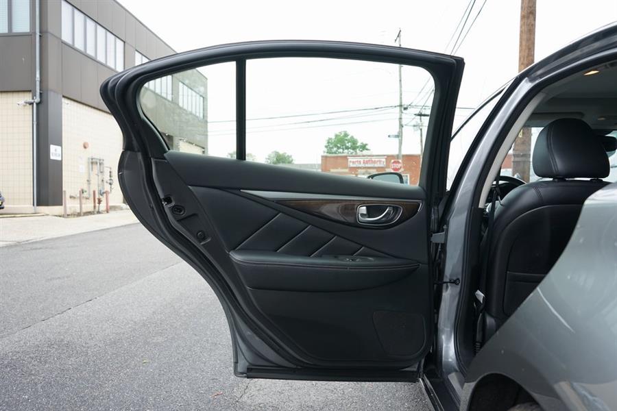 2019 Infiniti Q50 3.0t LUXE photo