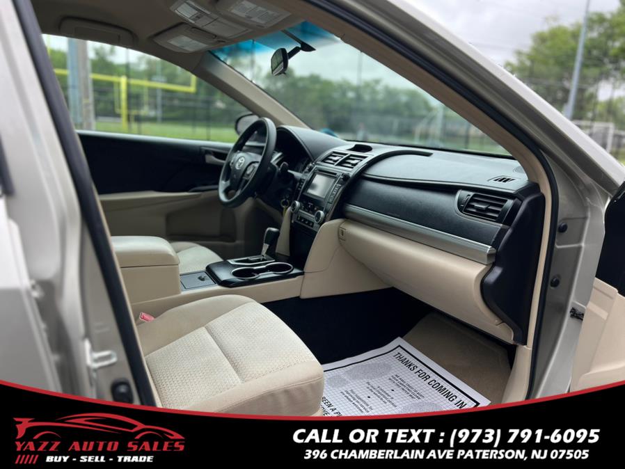 2014 Toyota Camry L photo