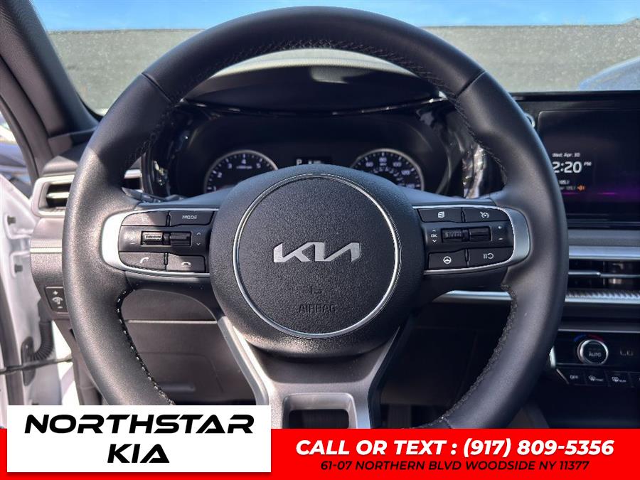 2024 Kia K5 GT-Line photo