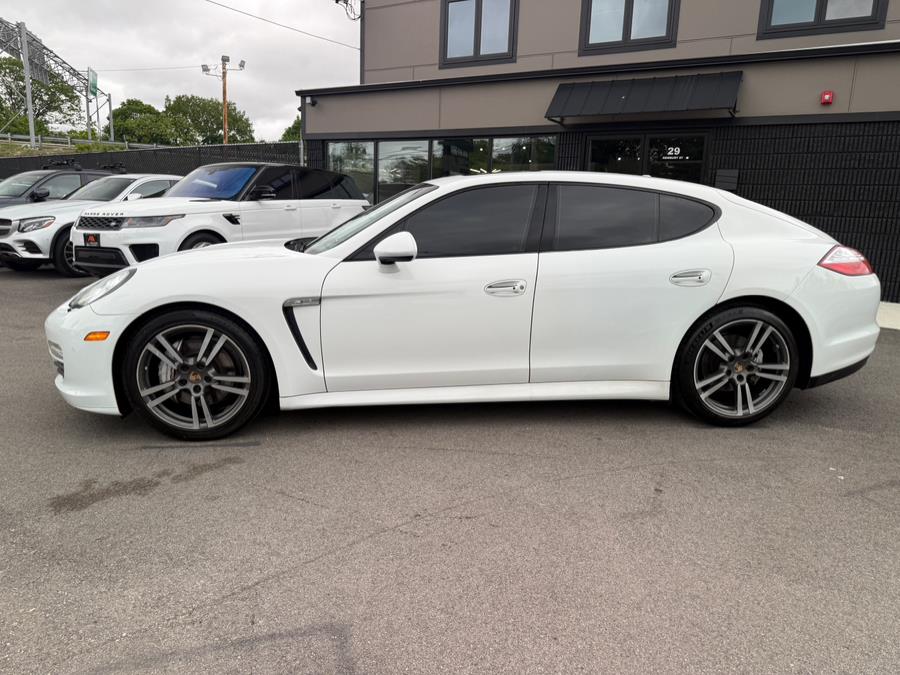 2013 Porsche Panamera 4S photo