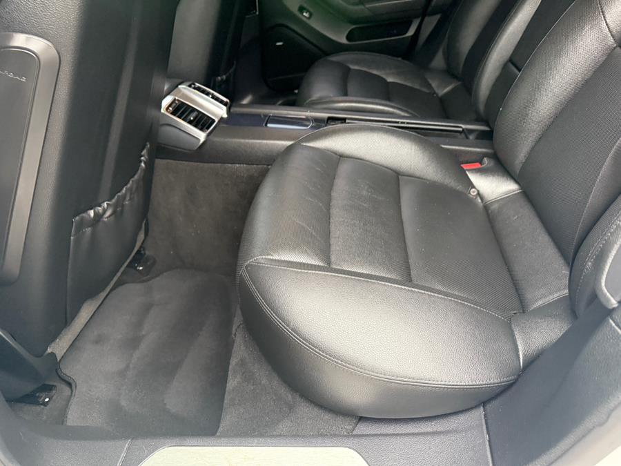 2013 Porsche Panamera 4S photo