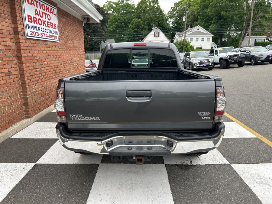 2014 Toyota Tacoma V6 photo