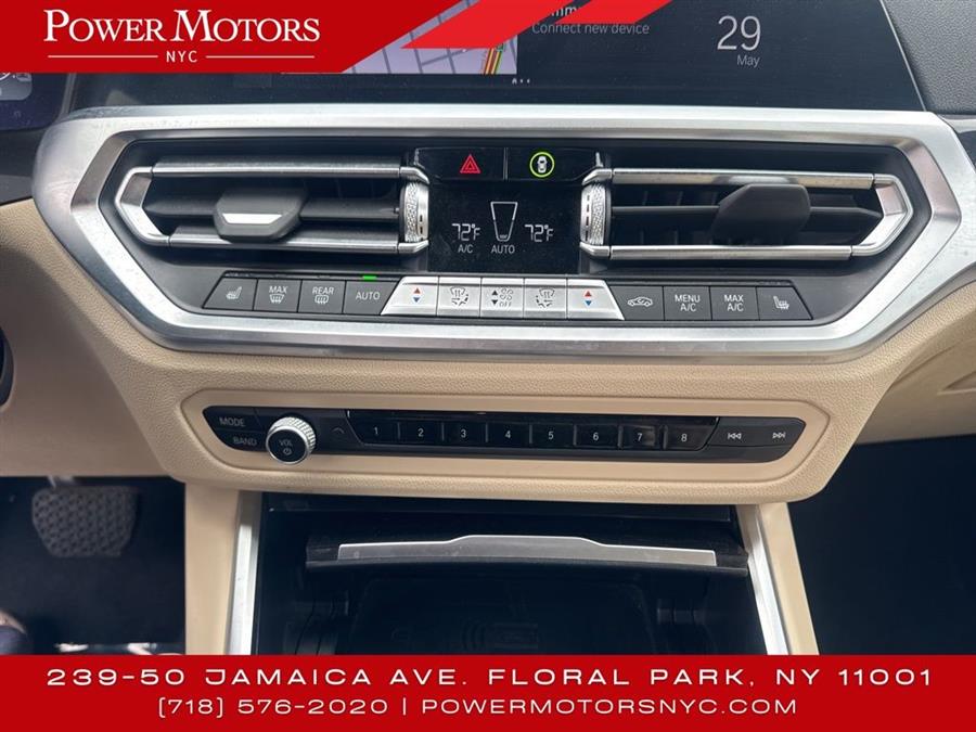 2022 BMW 3-Series 330e xDrive photo