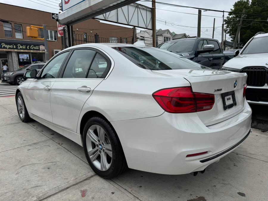 2018 BMW 3-Series 330i xDrive Sedan photo
