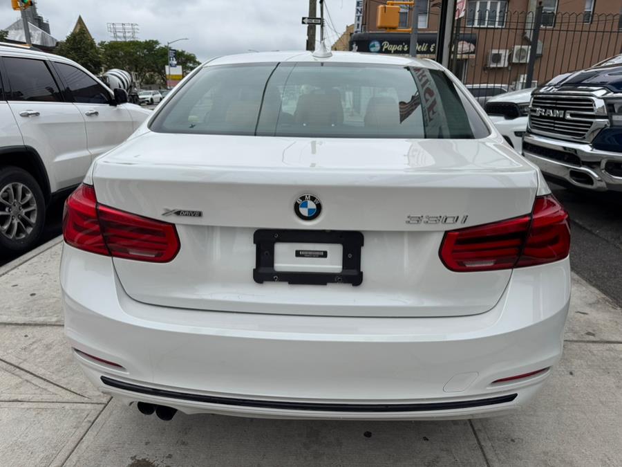 2018 BMW 3-Series 330i xDrive Sedan photo