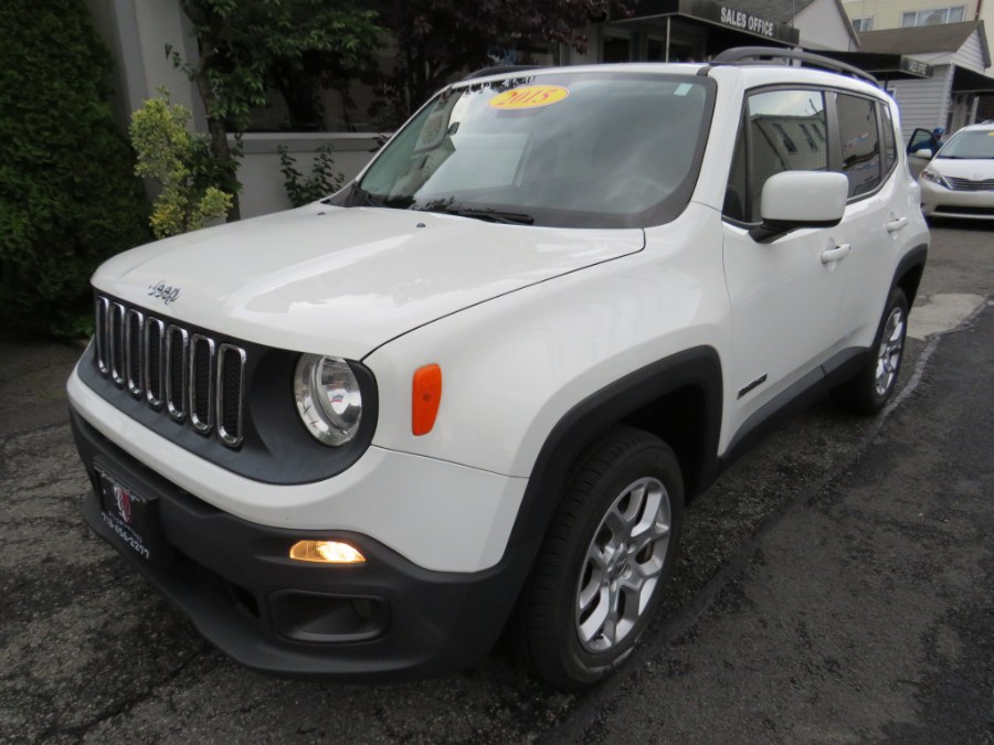 2015 Jeep Renegade 4WD 4dr Latitude photo