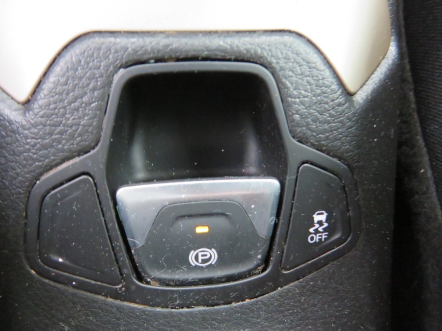 2015 Jeep Renegade 4WD 4dr Latitude photo