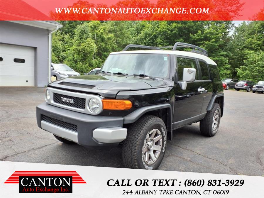 2014 Toyota FJ Cruiser photo