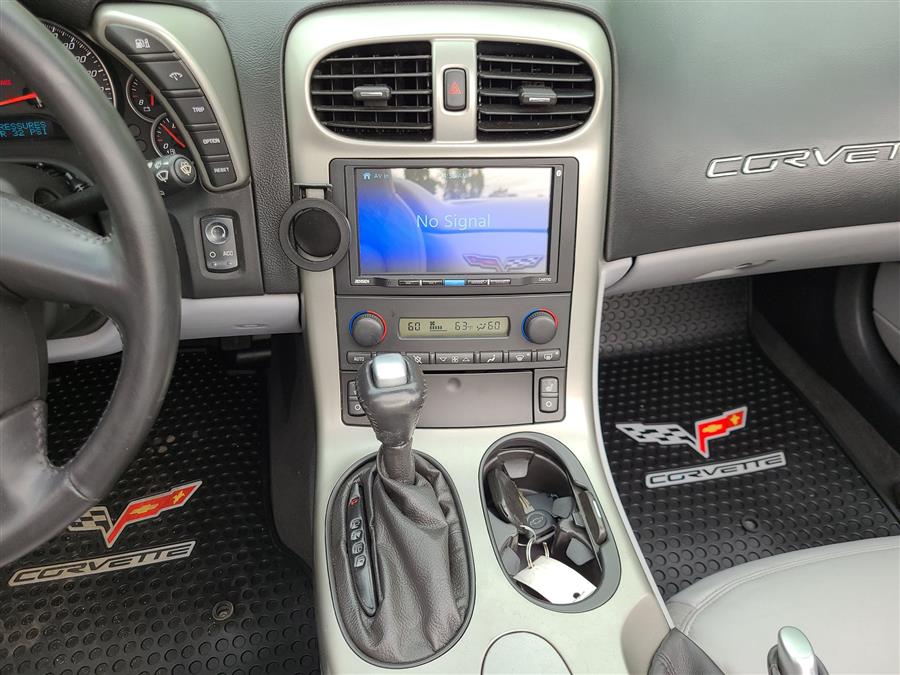 2005 Chevrolet Corvette photo