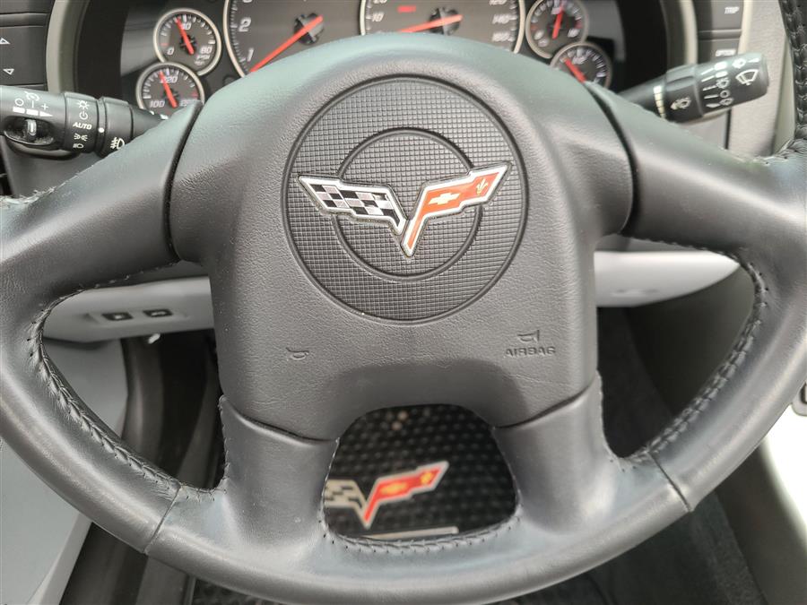 2005 Chevrolet Corvette photo