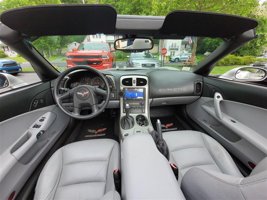 2005 Chevrolet Corvette photo