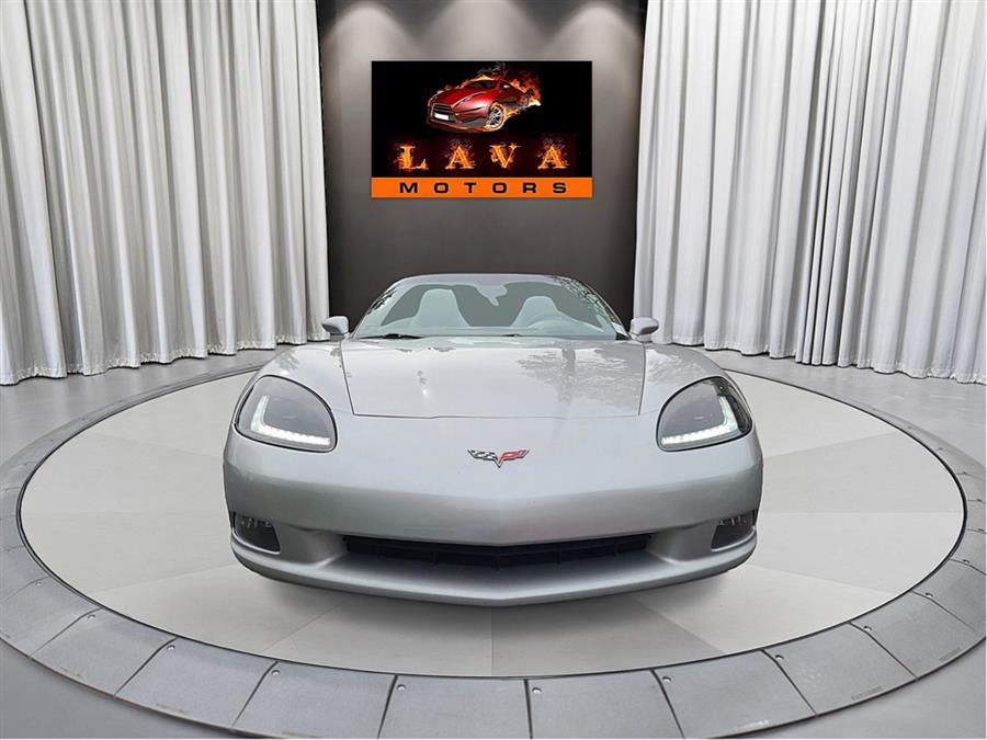 2005 Chevrolet Corvette photo
