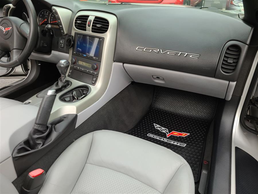 2005 Chevrolet Corvette photo