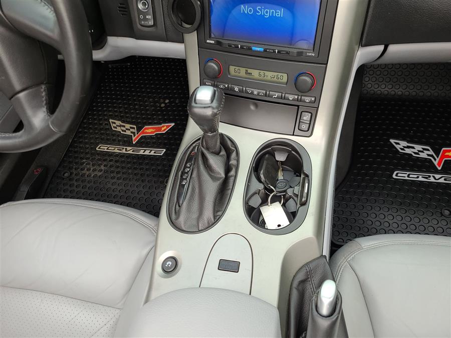 2005 Chevrolet Corvette photo