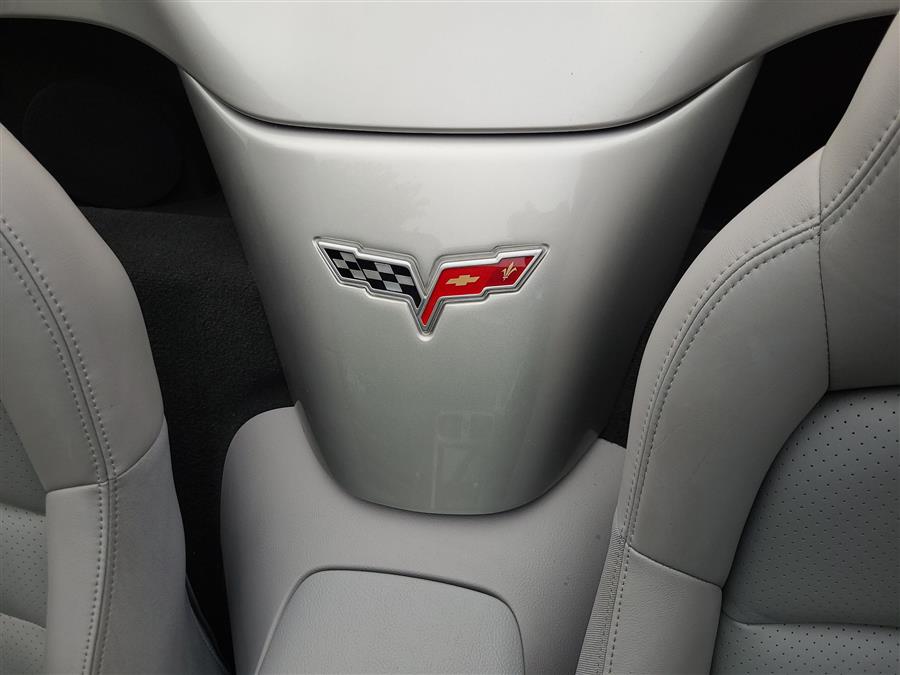 2005 Chevrolet Corvette photo