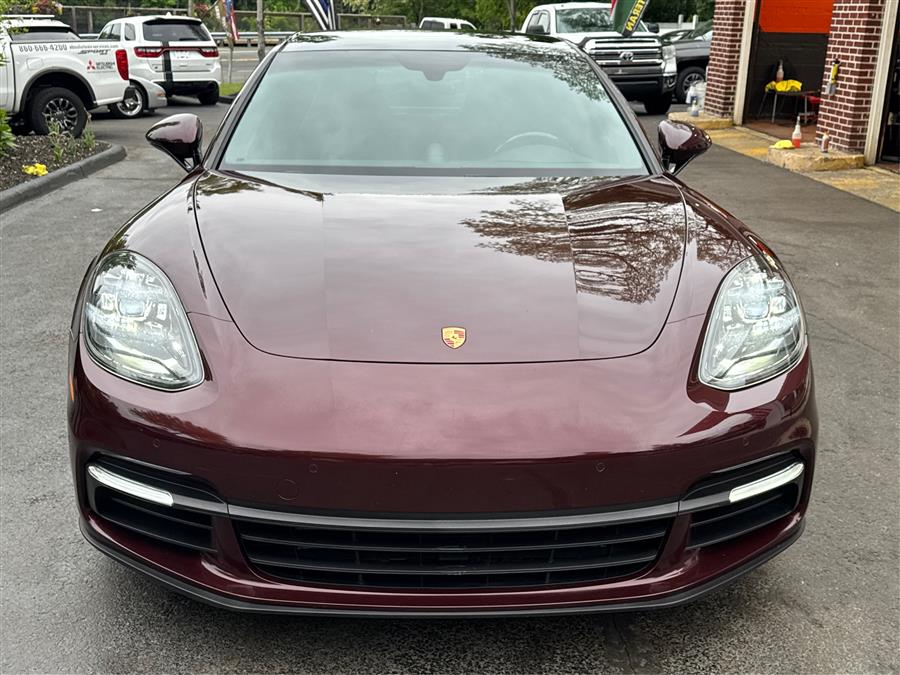 2018 Porsche Panamera 4 AWD photo