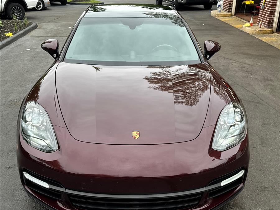 2018 Porsche Panamera 4 AWD photo