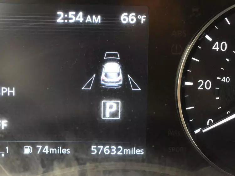 2021 Nissan Kicks SV Sport Utility 4D photo
