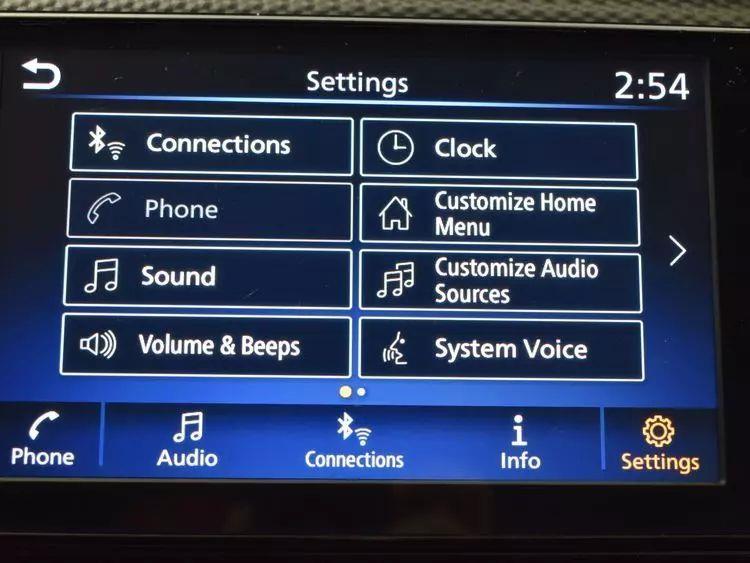 2021 Nissan Kicks SV Sport Utility 4D photo