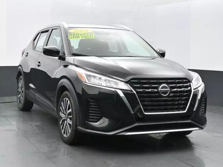 2021 Nissan Kicks SV Sport Utility 4D photo