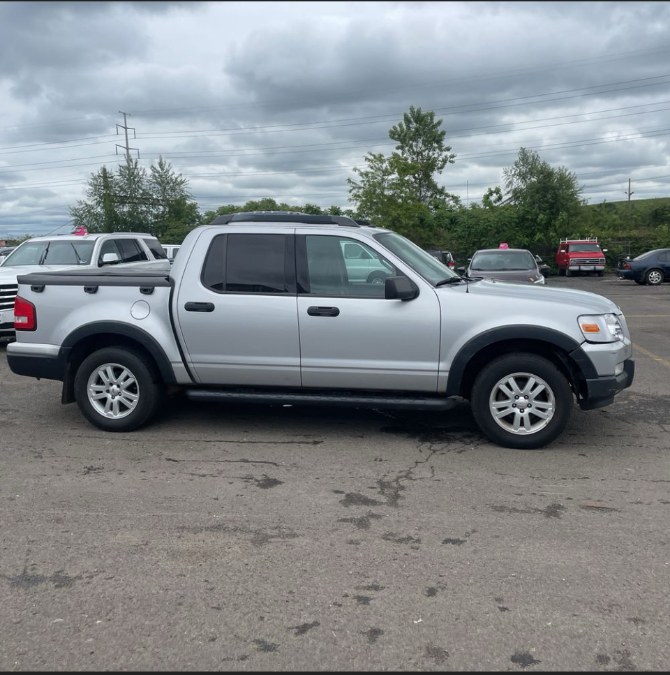 2009 Ford Explorer Sport Trac XLT photo