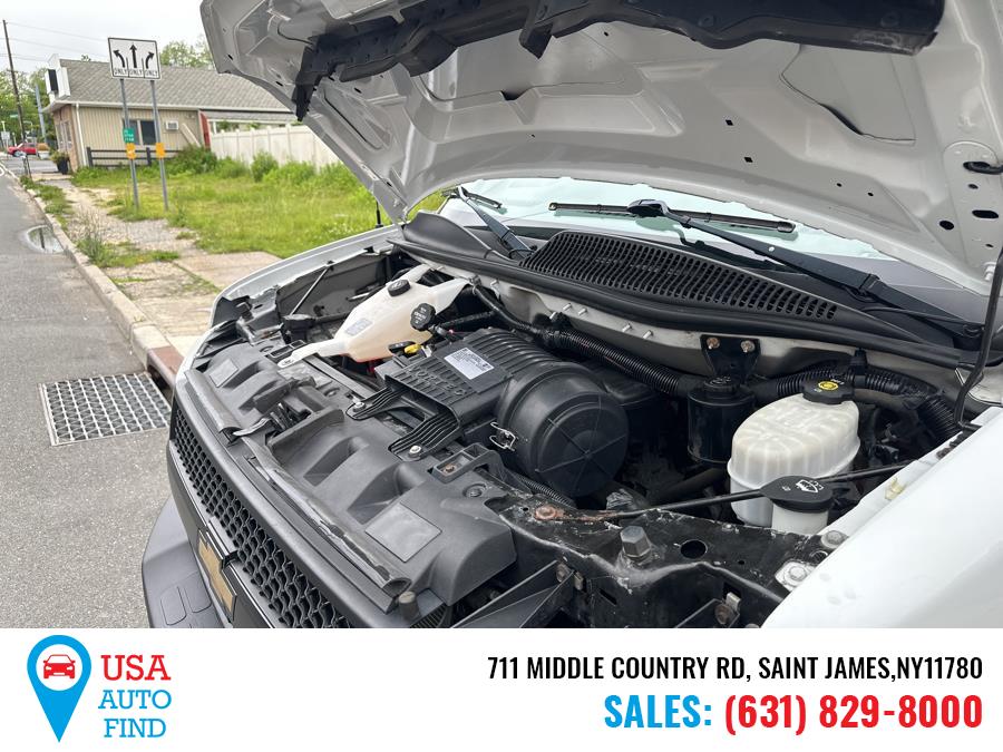 2019 Chevrolet Express Cargo Van RWD 2500 135