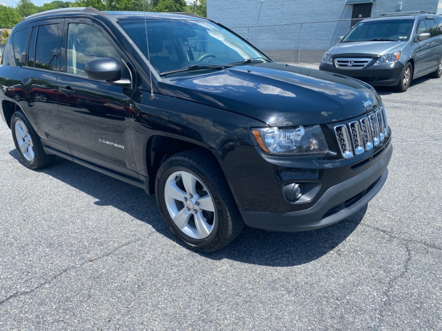 2015 Jeep Compass 4WD 4dr Sport photo